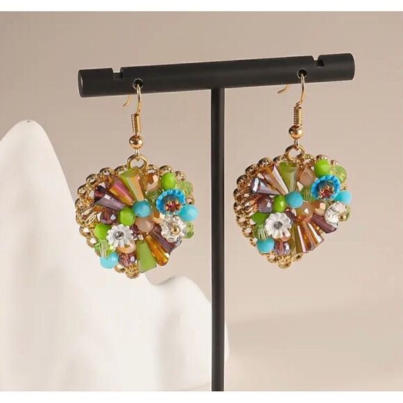 🩵 Betsey Johnson stunning 3 piece necklace set. Earrings, bracelet & necklace🩵 - Picture 7 of 8